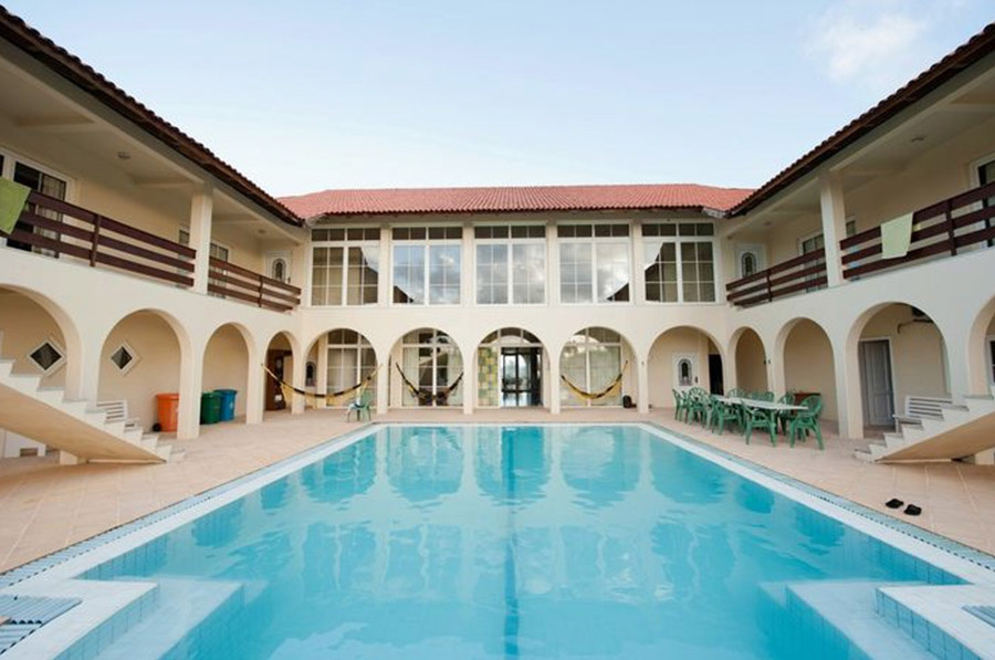 Large Pool Villa Trinidade